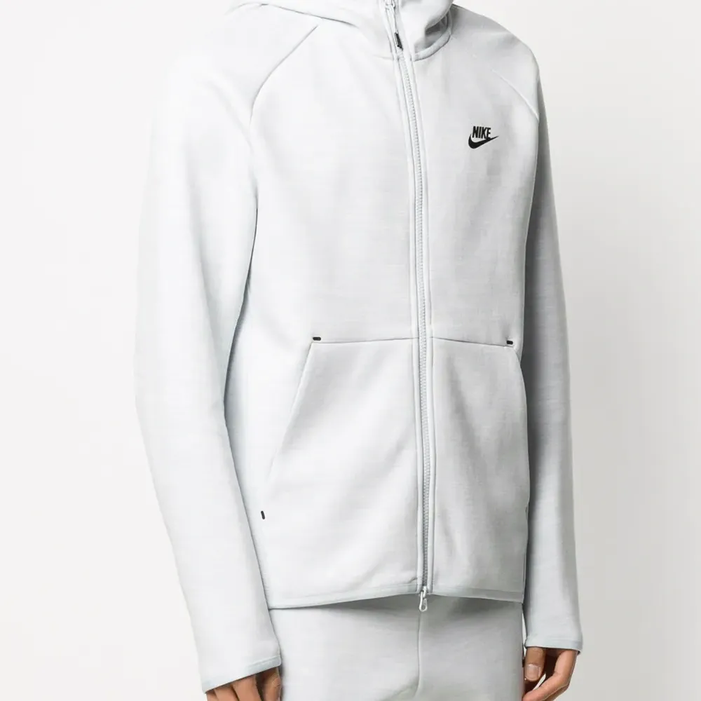 Флисовое худи на молнии