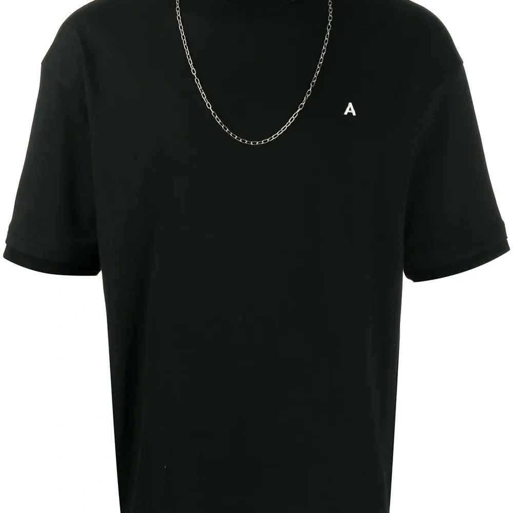 футболка с цепочкой