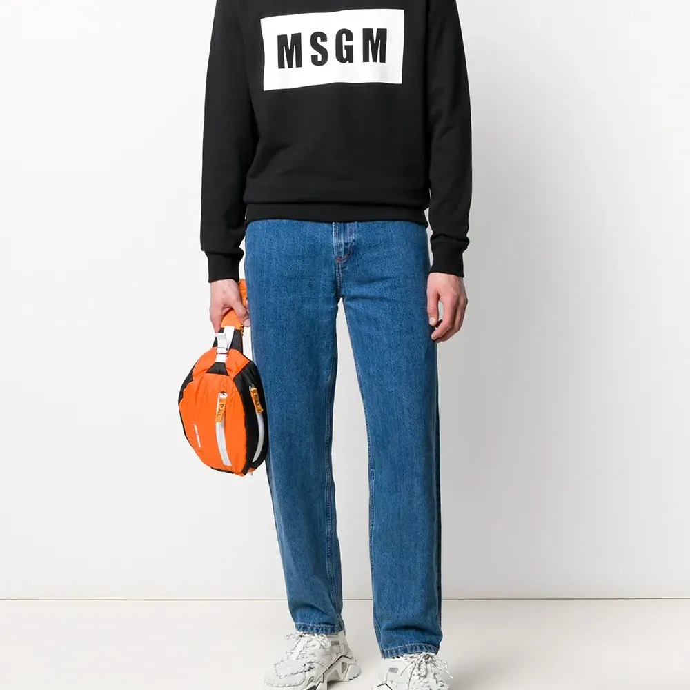 Толстовка с логотипом