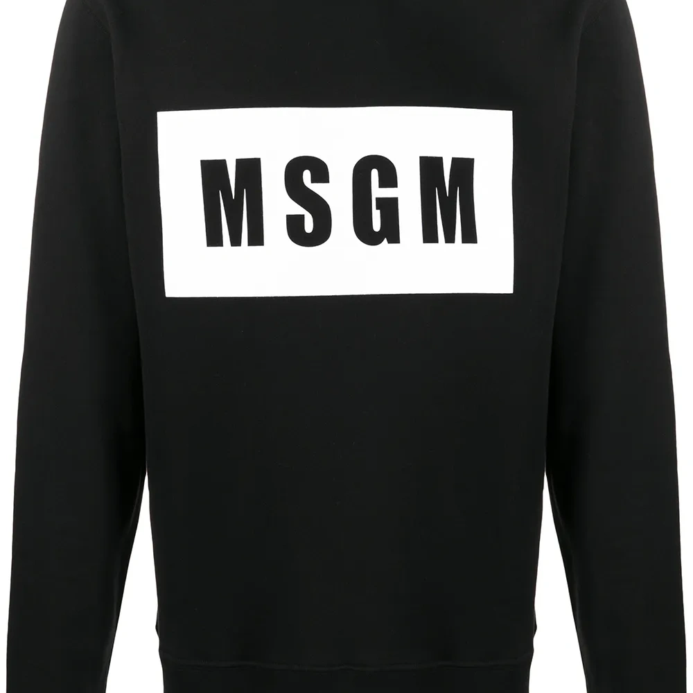 Толстовка с логотипом