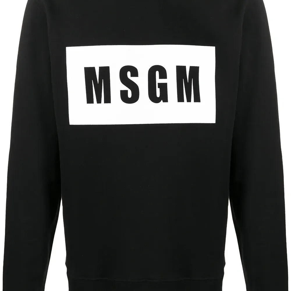 Толстовка с логотипом