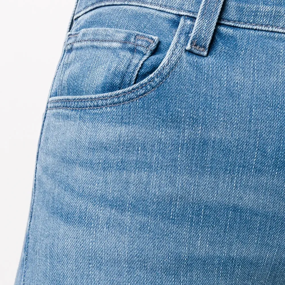 Укороченные джинсы