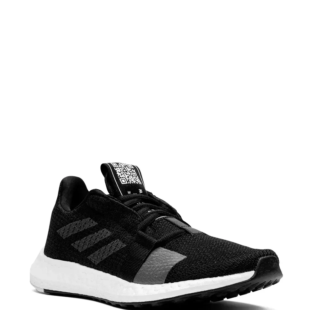 Кроссовки SenseBoost Go