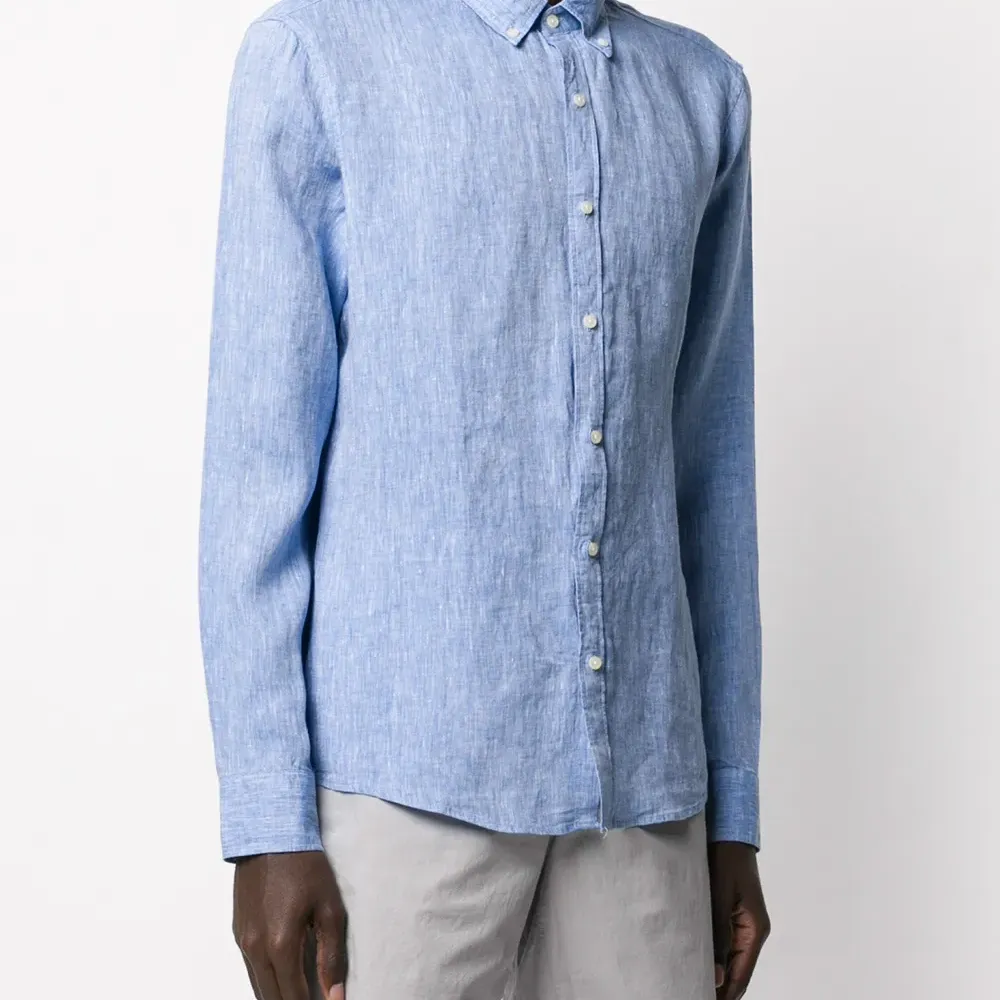 Однотонная рубашка