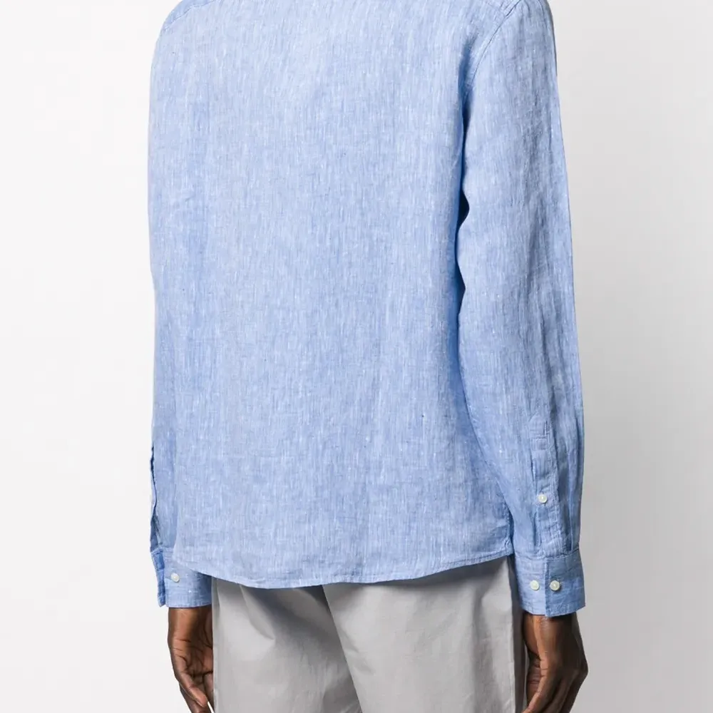 Однотонная рубашка