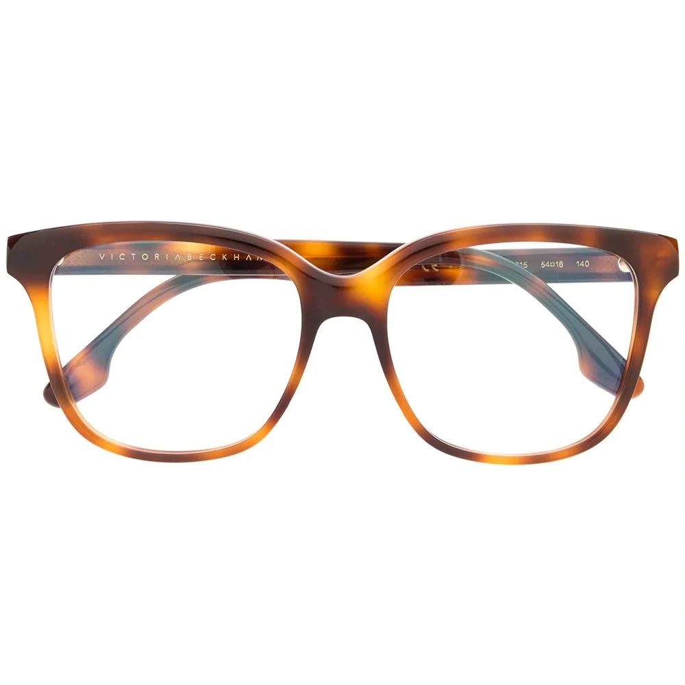 Очки в квадратной оправе