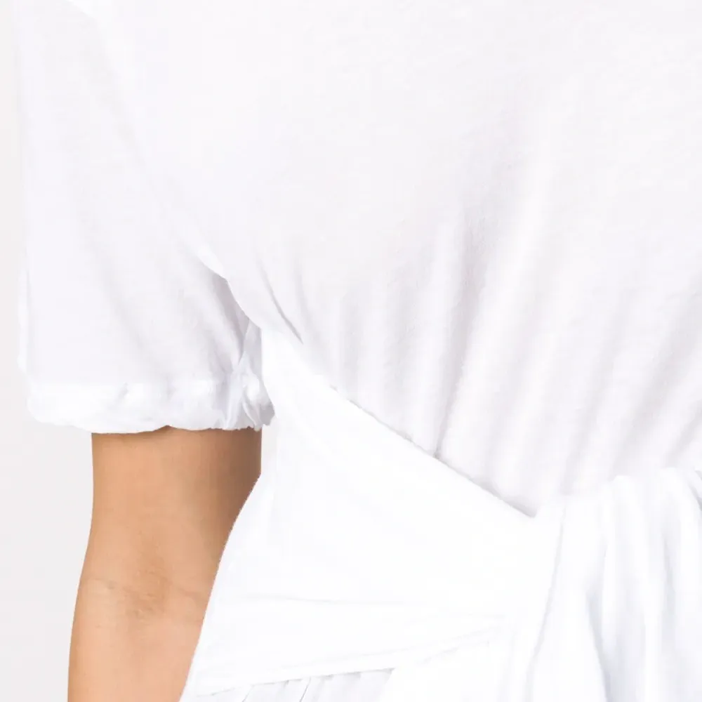 Футболка с завязками на талии