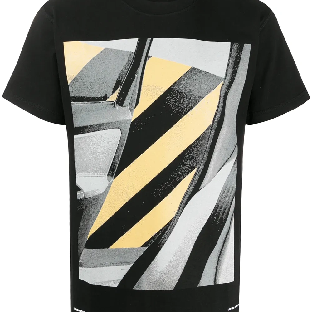 Футболка с принтом