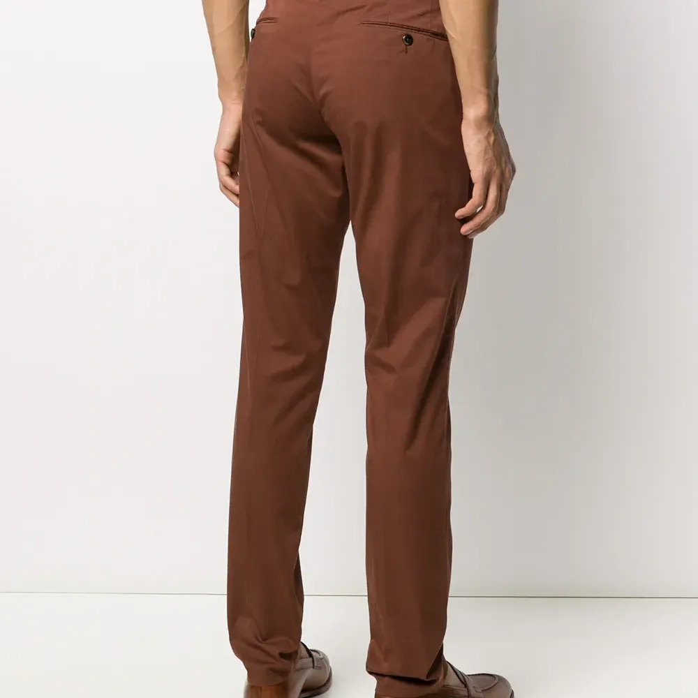 Брюки прямого кроя со складками