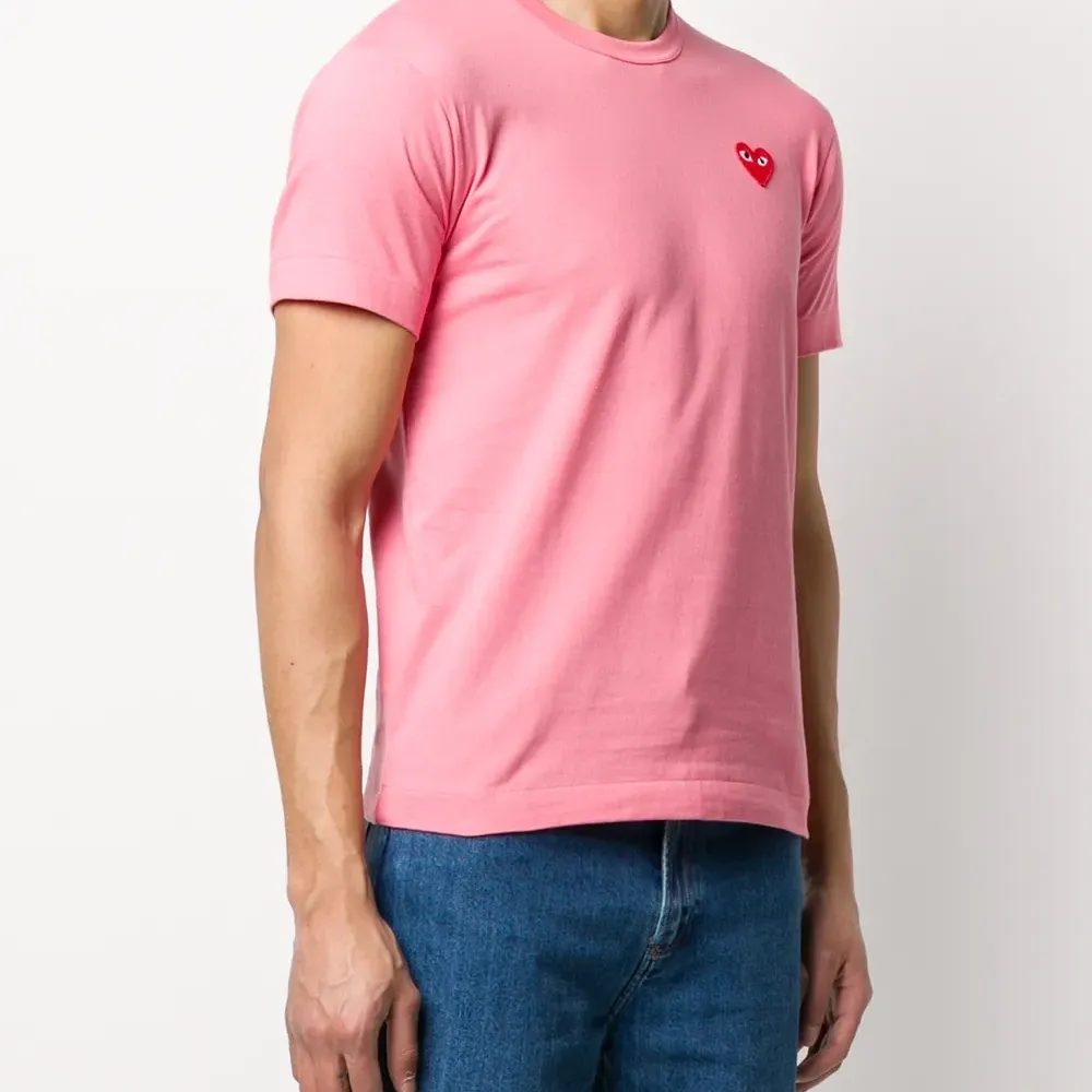 Футболка с вышивкой