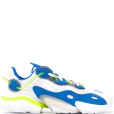 Кроссовки на шнуровке