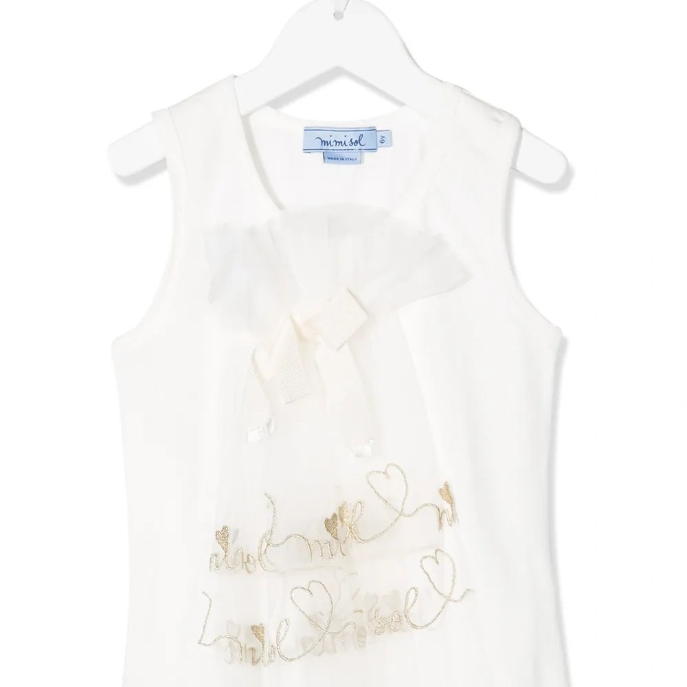 Топ без рукавов с вышивкой