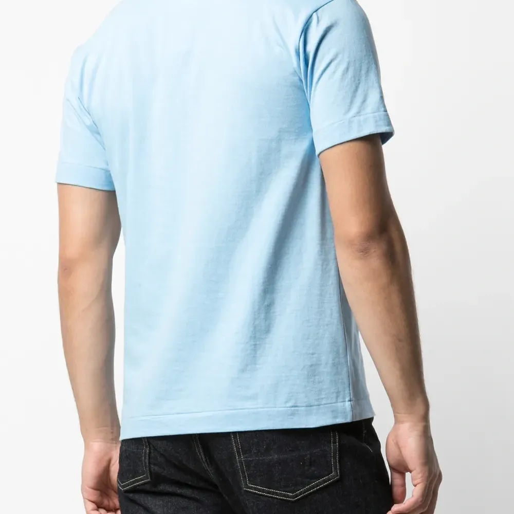 Футболка с логотипом