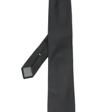 Галстук с заостренным концом Галстук с заостренным концом