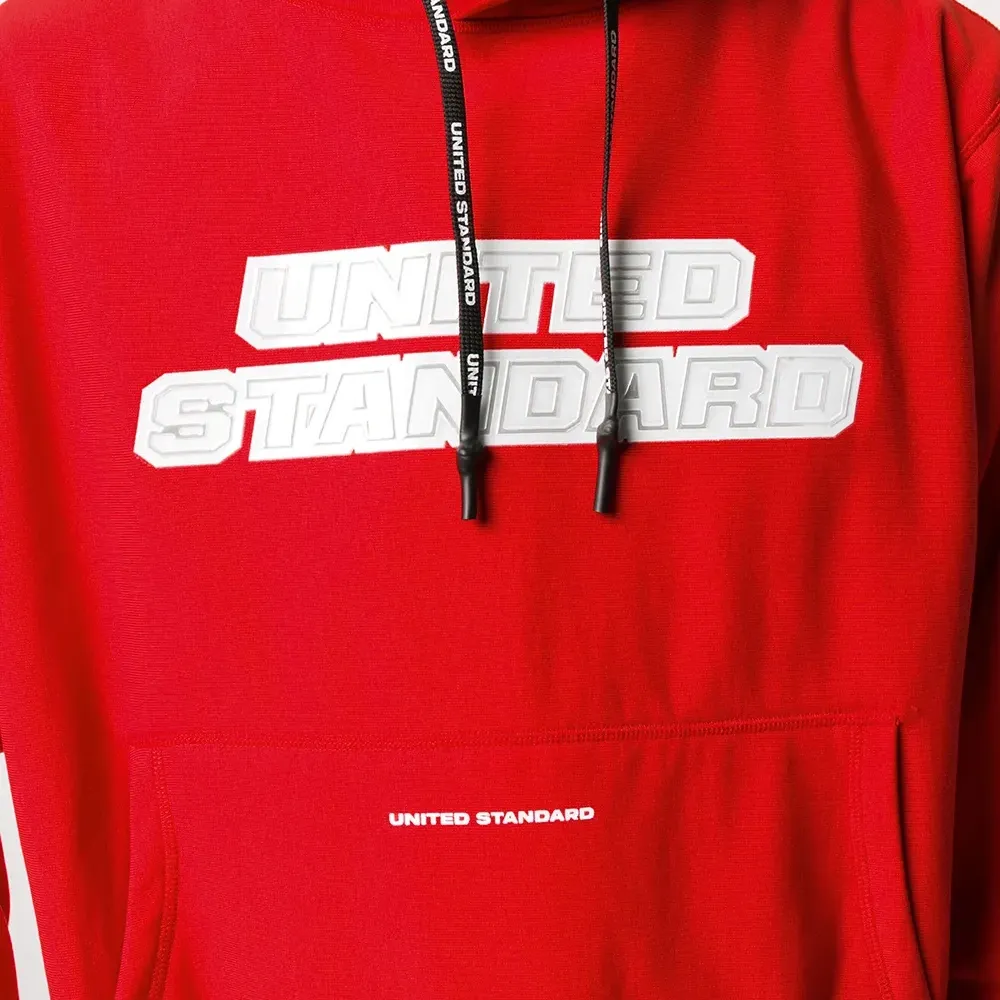 Худи с кулиской и логотипом