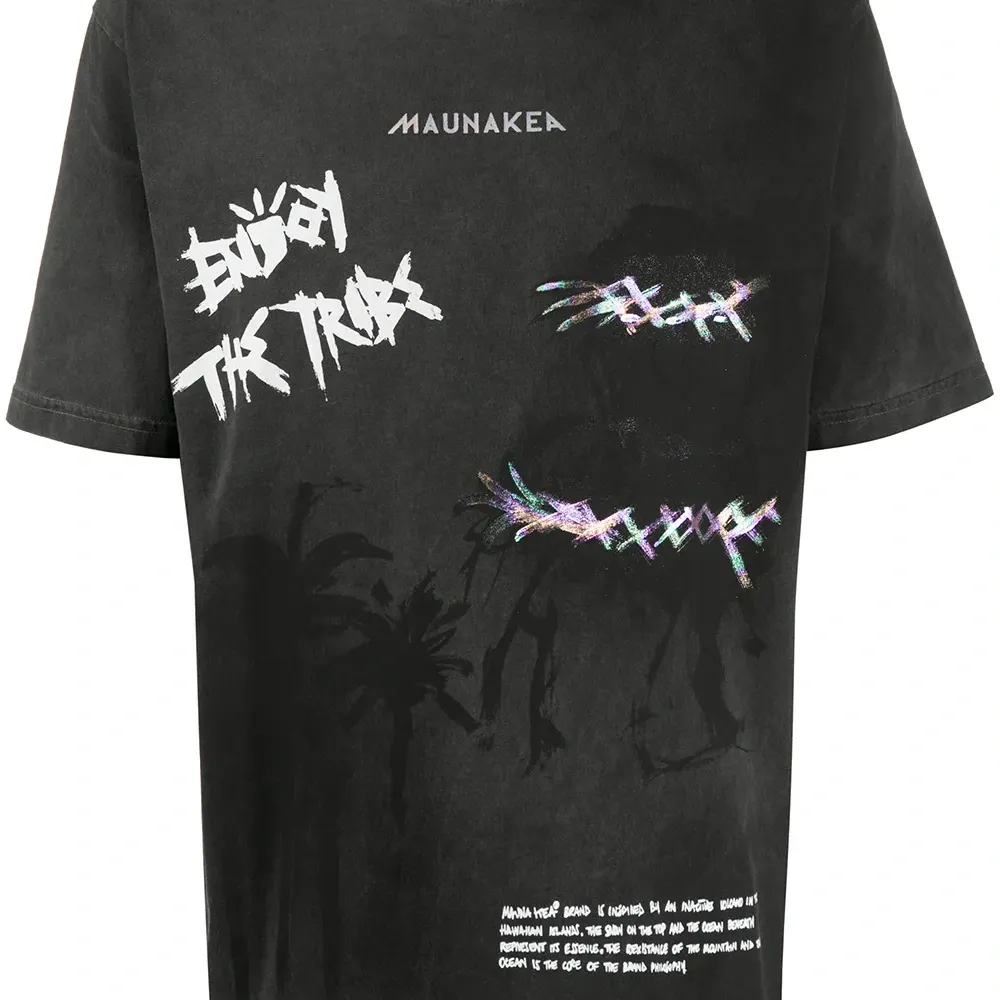 Футболка с графичным принтом