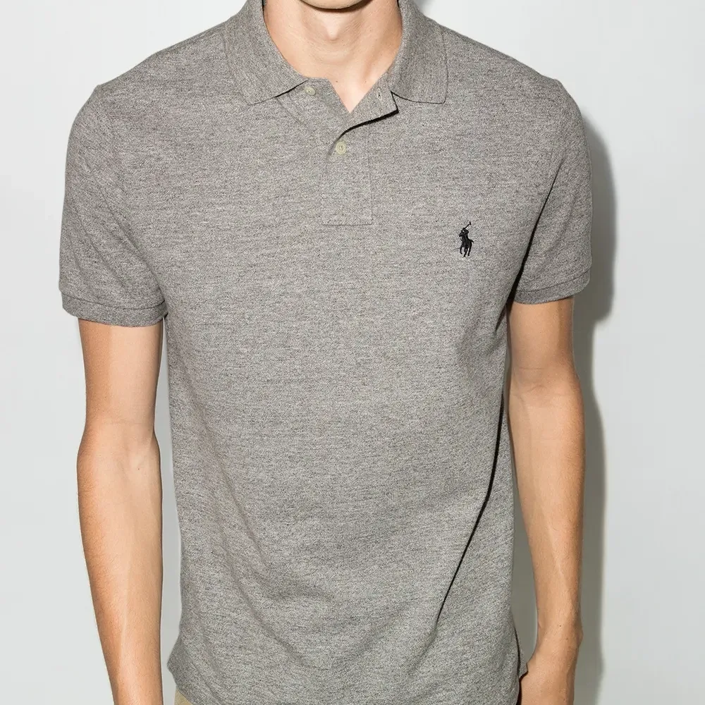 Рубашка поло пике с вышитым логотипом