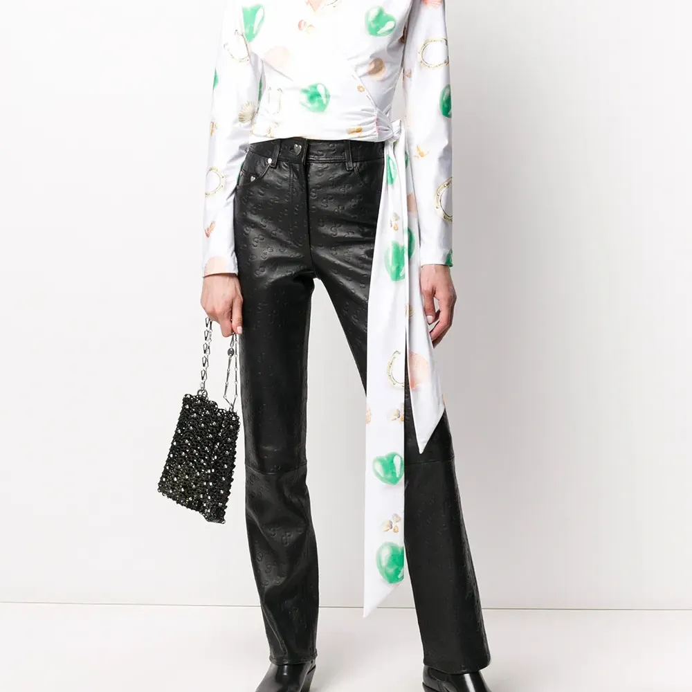 топ с запахом и принтом топ с запахом и принтом