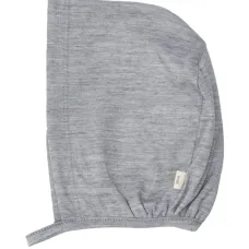 Шапка тонкой вязки с нашивкой-логотипом Шапка тонкой вязки с нашивкой-логотипом