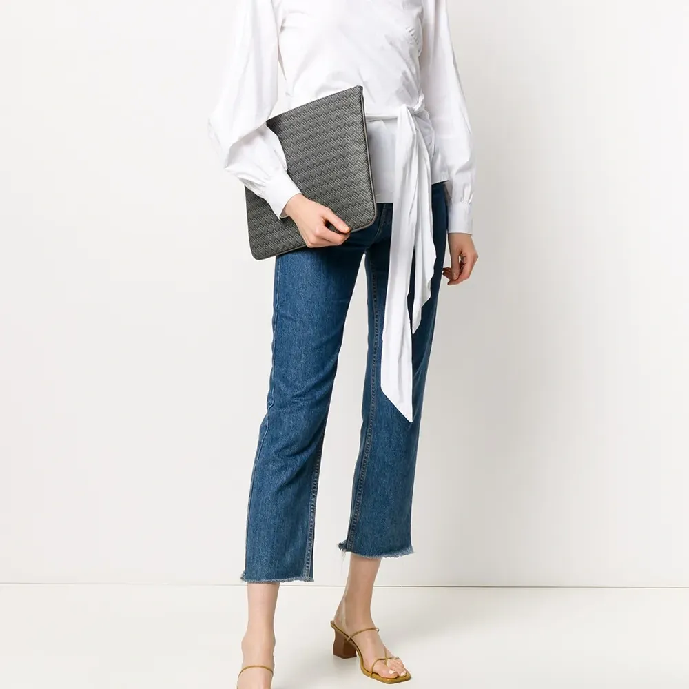 Клатч Pochette Plate GM