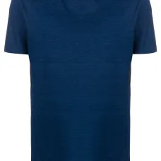 Футболка с круглым вырезом