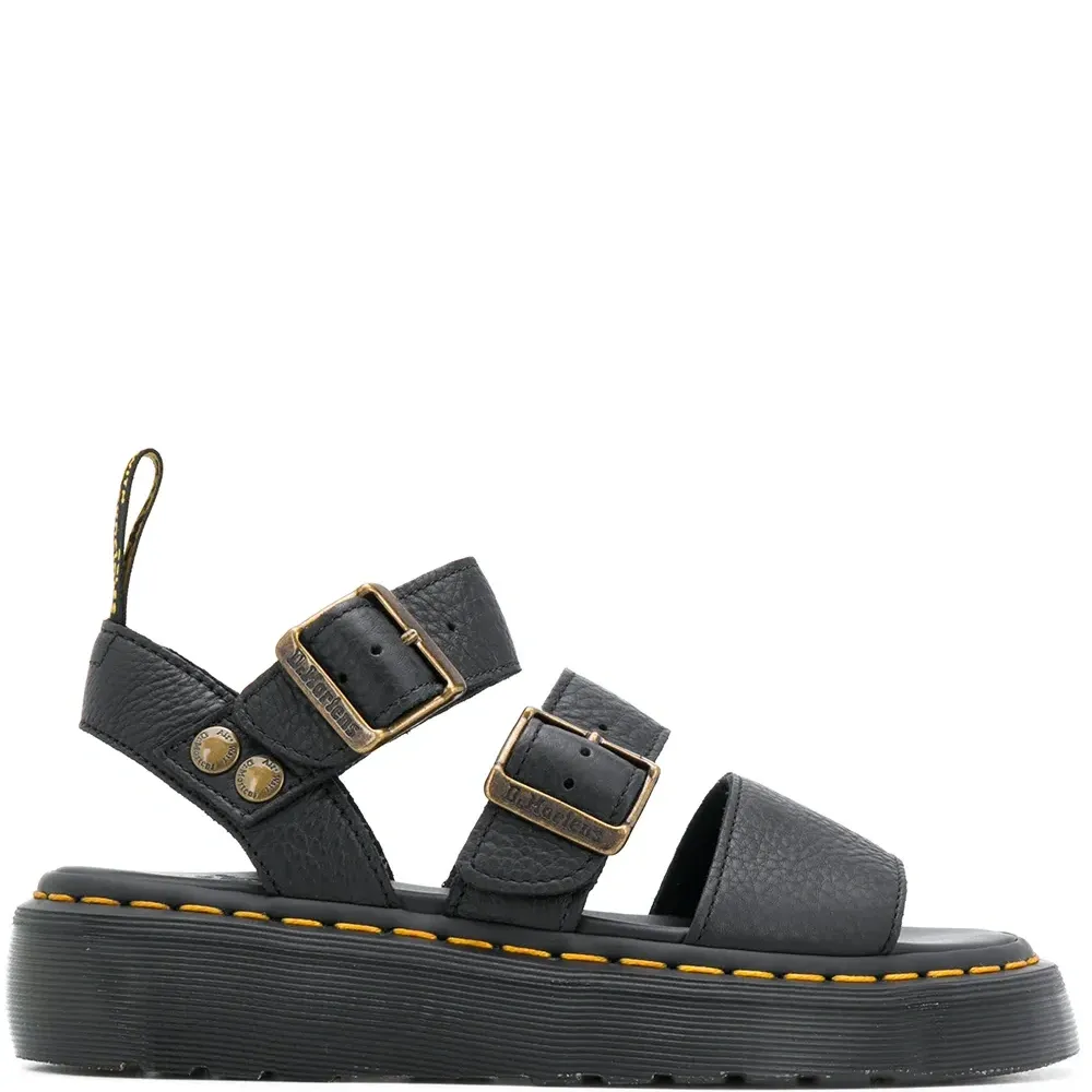 Сандалии с открытым носком и пряжками