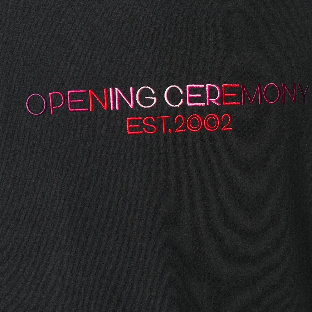 толстовка с вышитым логотипом