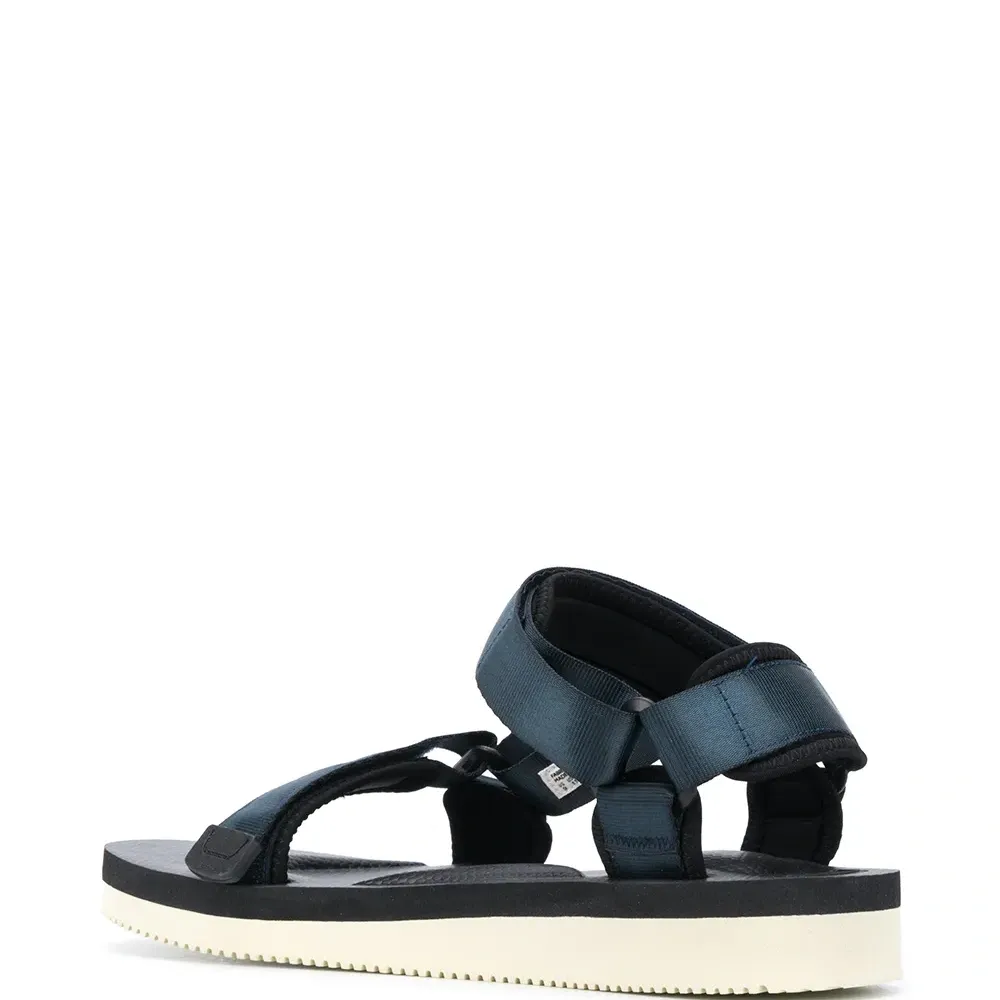 Сандалии на контрастной подошве