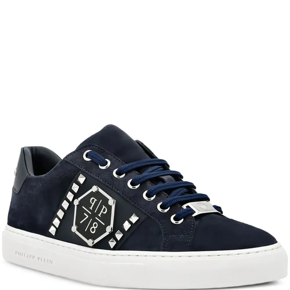 Кеды с заклепками