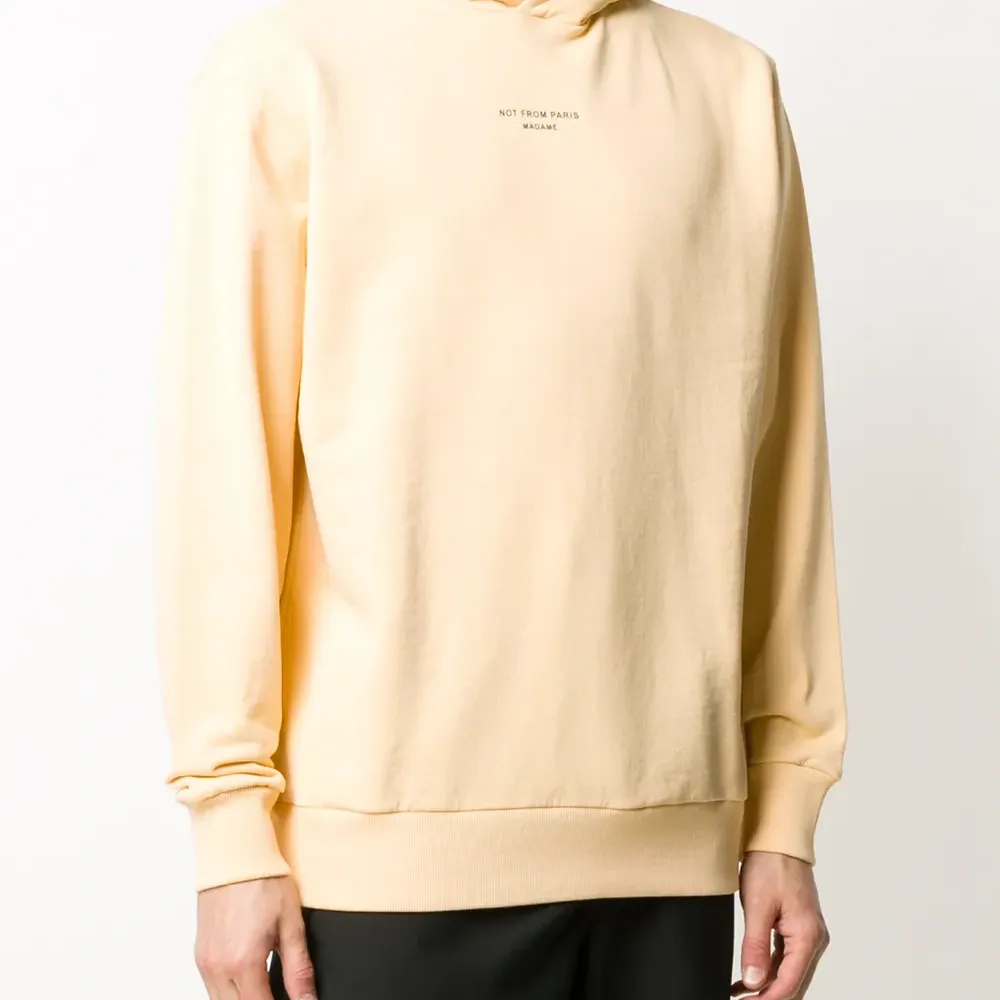 худи с логотипом