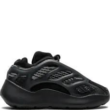 Кроссовки Yeezy 700 V3