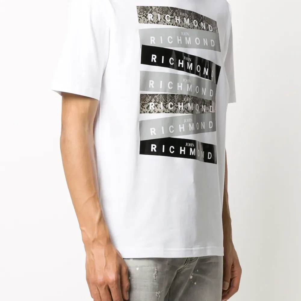 Футболка с круглым вырезом и логотипом