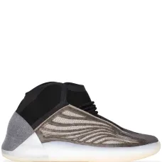 Кроссовки YEEZY QNTM Barium