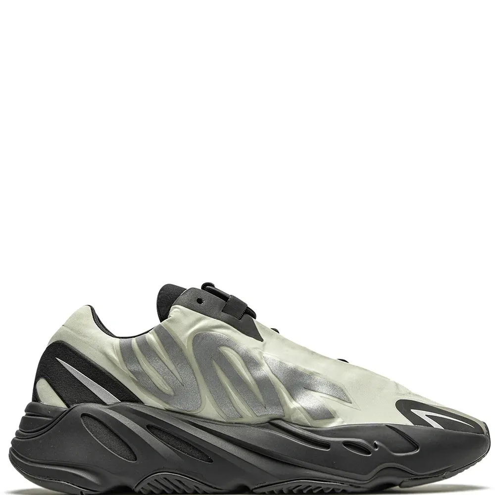 Кроссовки Yeezy Boost 700 MNVN 'Bone'