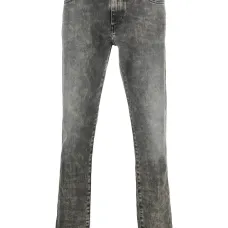 Джинсы кроя слим