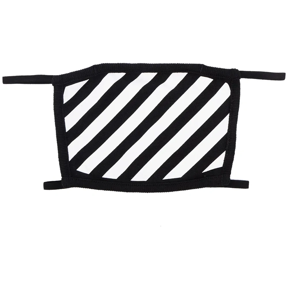 маска с принтом