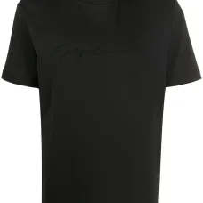 Футболка с вышитым логотипом