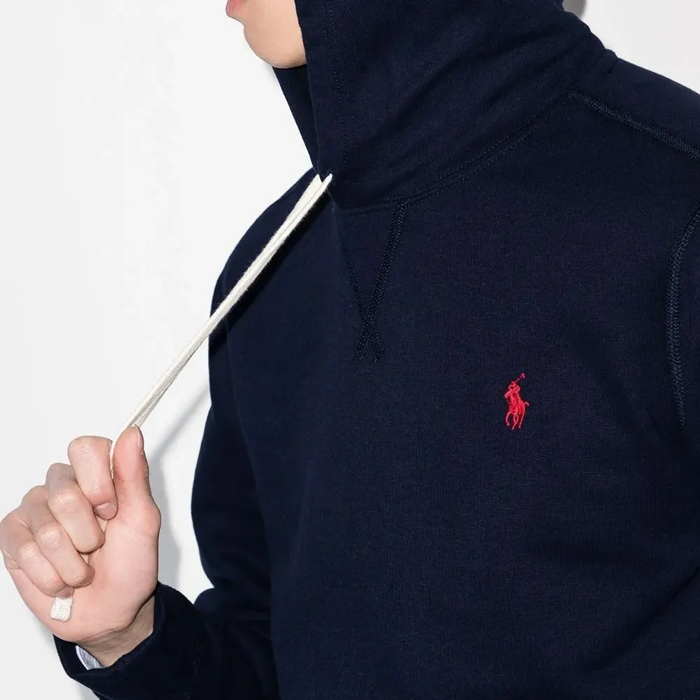 Худи с вышитым логотипом