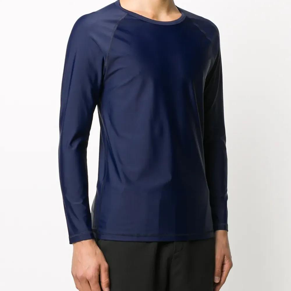 Топ с длинными рукавами