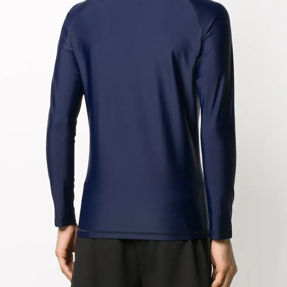 Топ с длинными рукавами