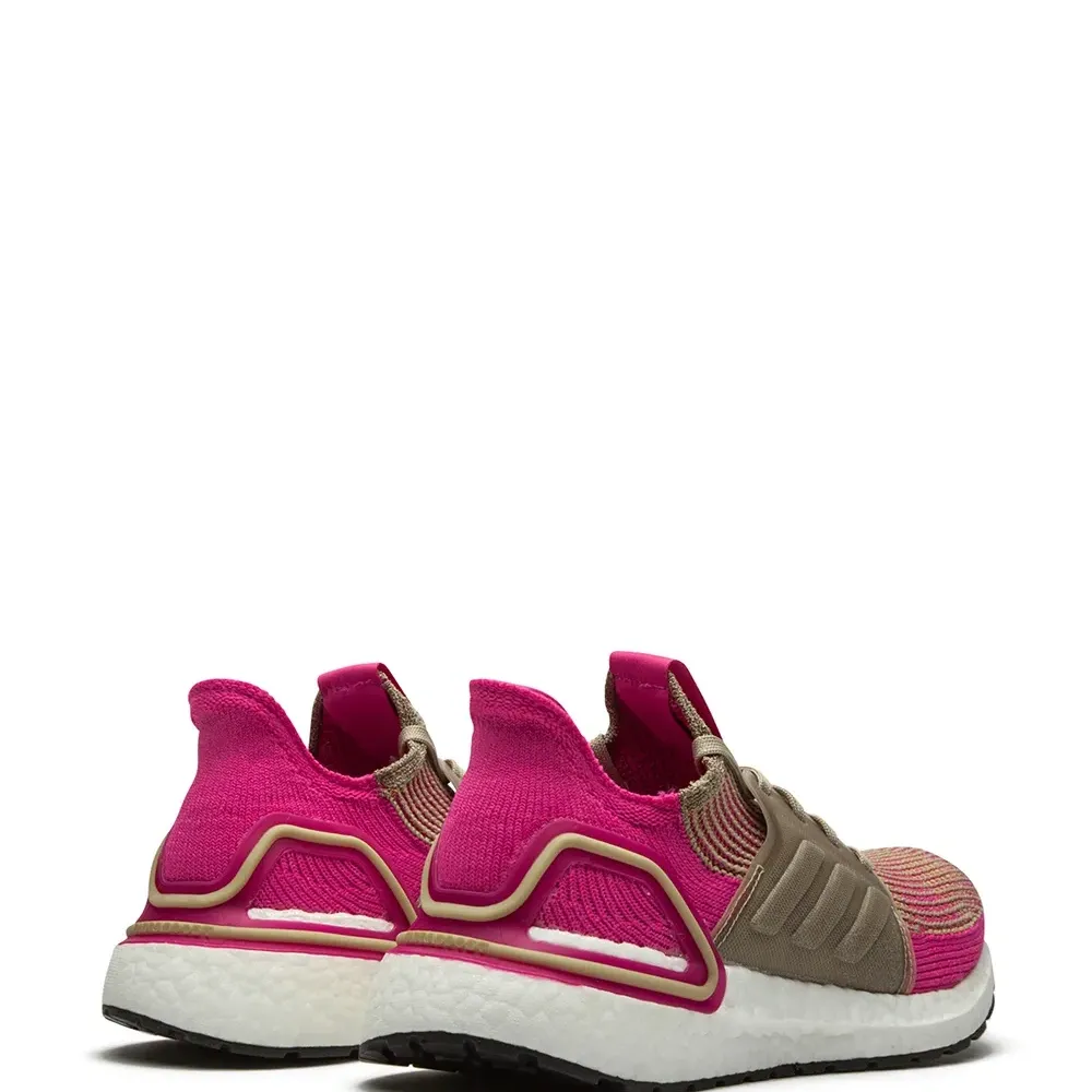 Кроссовки UltraBoost 19