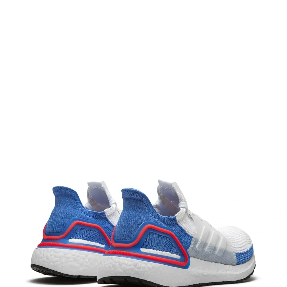 Кроссовки Ultraboost 19