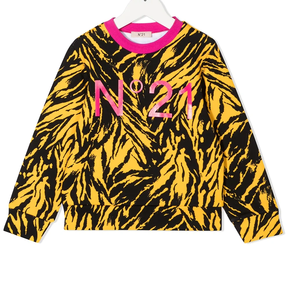 толстовка с тигровым принтом и логотипом