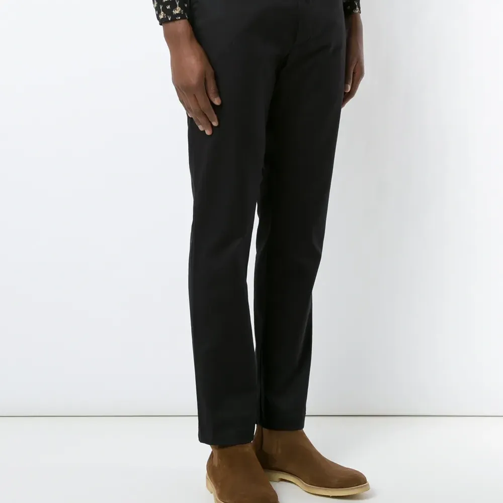 Брюки кроя слим на пуговицах