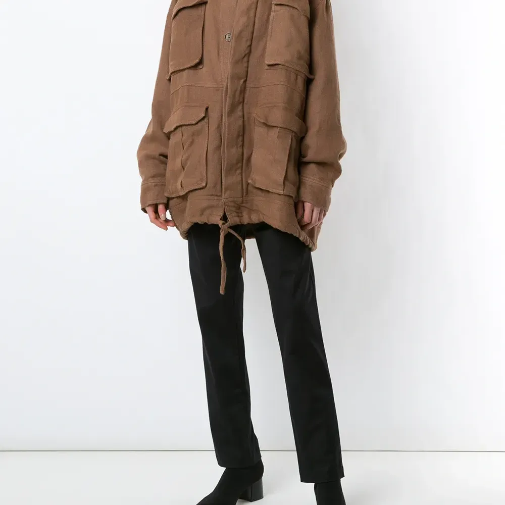 Брюки кроя слим на пуговицах