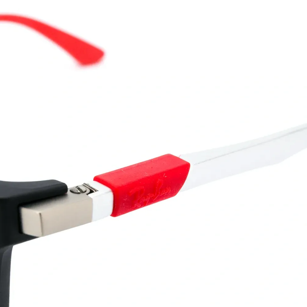 Очки в квадратной оправе Очки в квадратной оправе