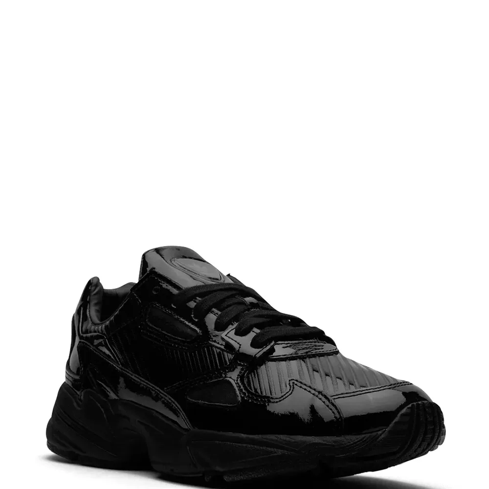 Кроссовки Falcon