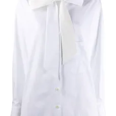 Блузка с бантом и длинными рукавами