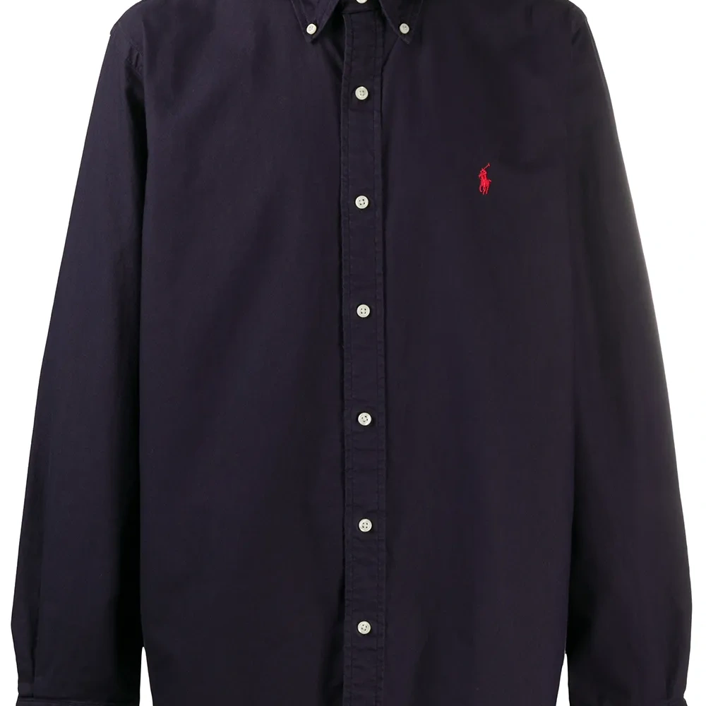 Рубашка с воротником на пуговицах