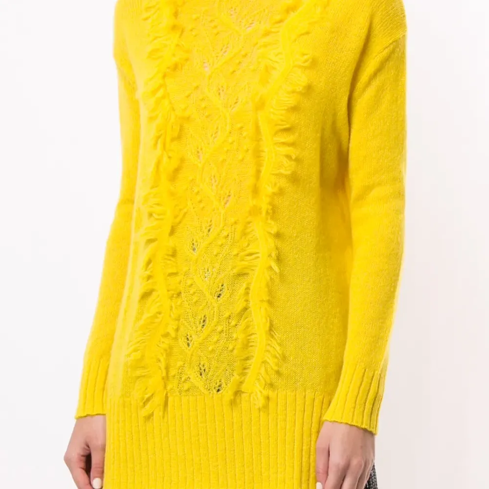 Джемпер с оборками